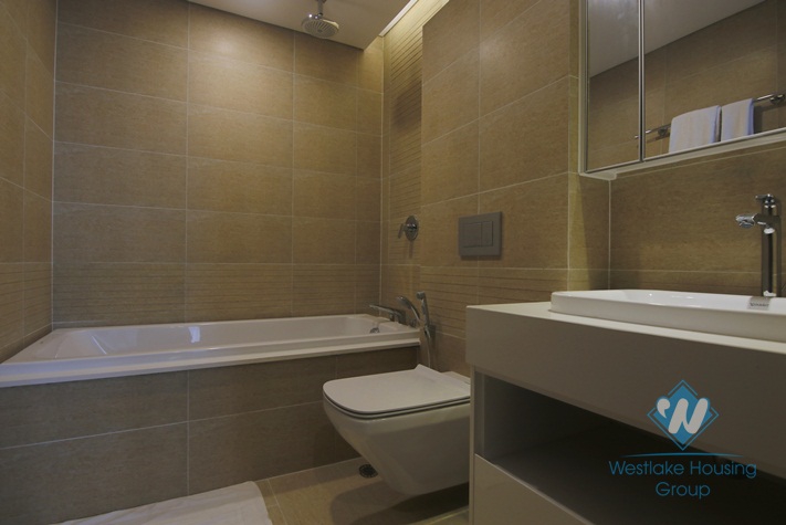 Modern two bedrooms apartment for rent in Vinhomes Metropolis, Ba Dinh district, Ha Noi